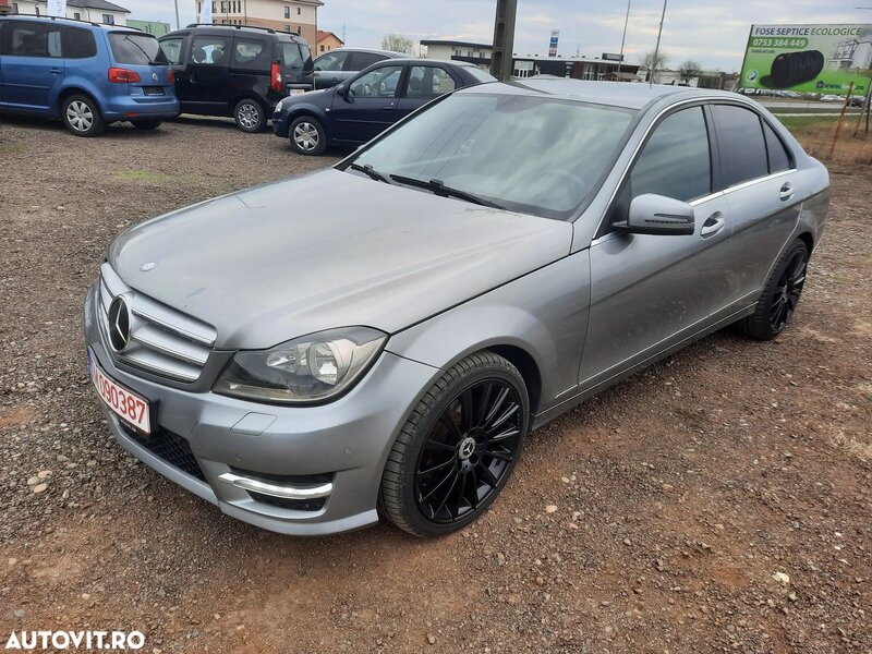 Mercedes-Benz C 220