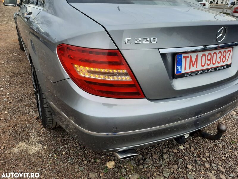 Mercedes-Benz C 220